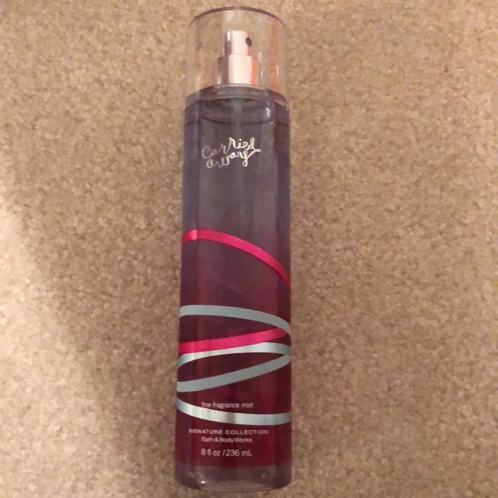 Bath & Body Works Carries Away Fine Fragrance Mist